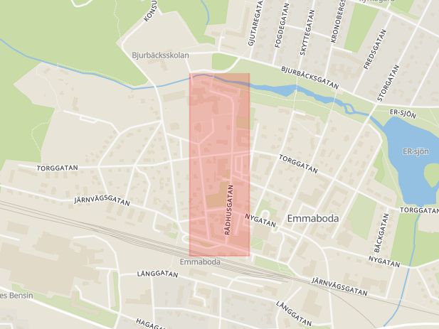 Karta som med röd fyrkant ramar in Rådhusgatan, Emmaboda, Kalmar län