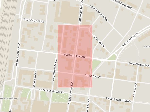 Karta som med röd fyrkant ramar in Magasinsgatan, Östra Långgatan, Varberg, Hallands län