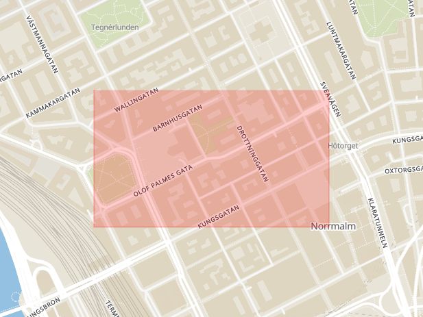 Karta som med röd fyrkant ramar in Olof Palmes Gata, Stockholm, Stockholms län