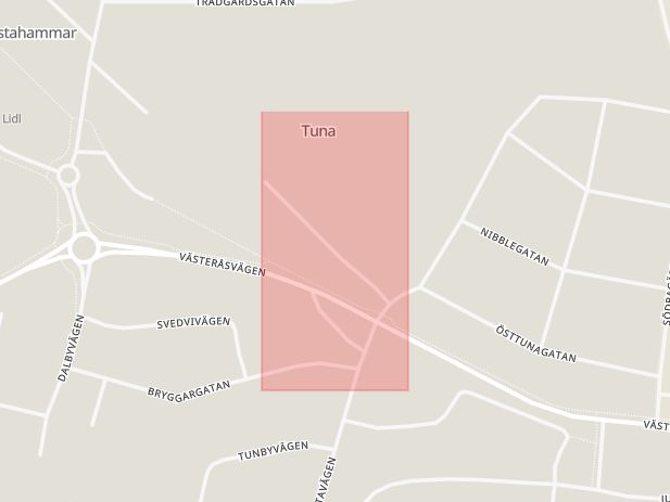 Karta som med röd fyrkant ramar in Surbrunnsvägen, Vallaregatan, Surbrunnsgatan, Hallstahammar, Västmanlands län