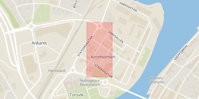 Karta som med röd fyrkant ramar in Kronholmen, Holmgatan, Stationsgatan, Härnösand, Västernorrlands län